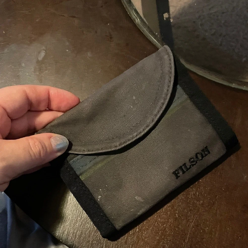 Filson black Canvas Wallet - Picture 2 of 5